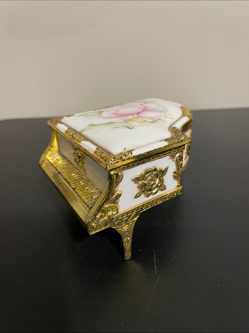 Porcelain Pink Rose Gold Mini Piano Jewelry Box